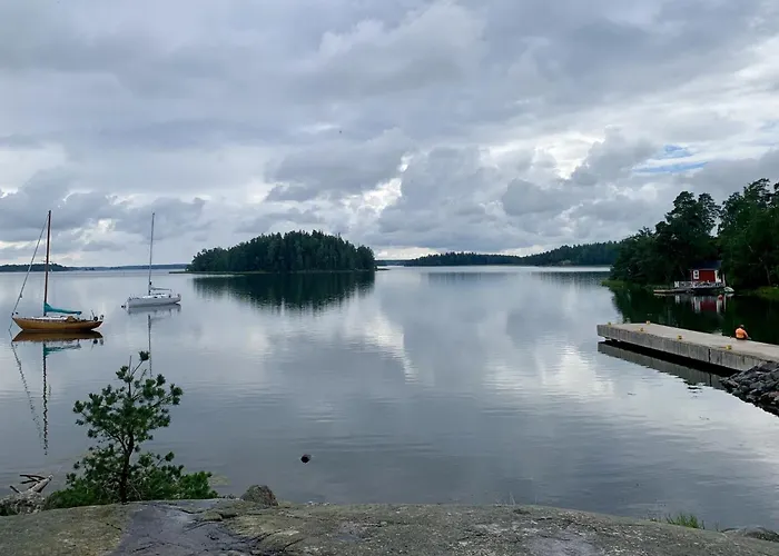 By The Sea With Sauna And Jacuzzi בקתה *